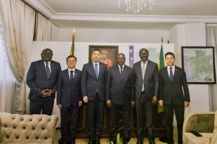 拜访会见.jpg 拜访会见.jpg